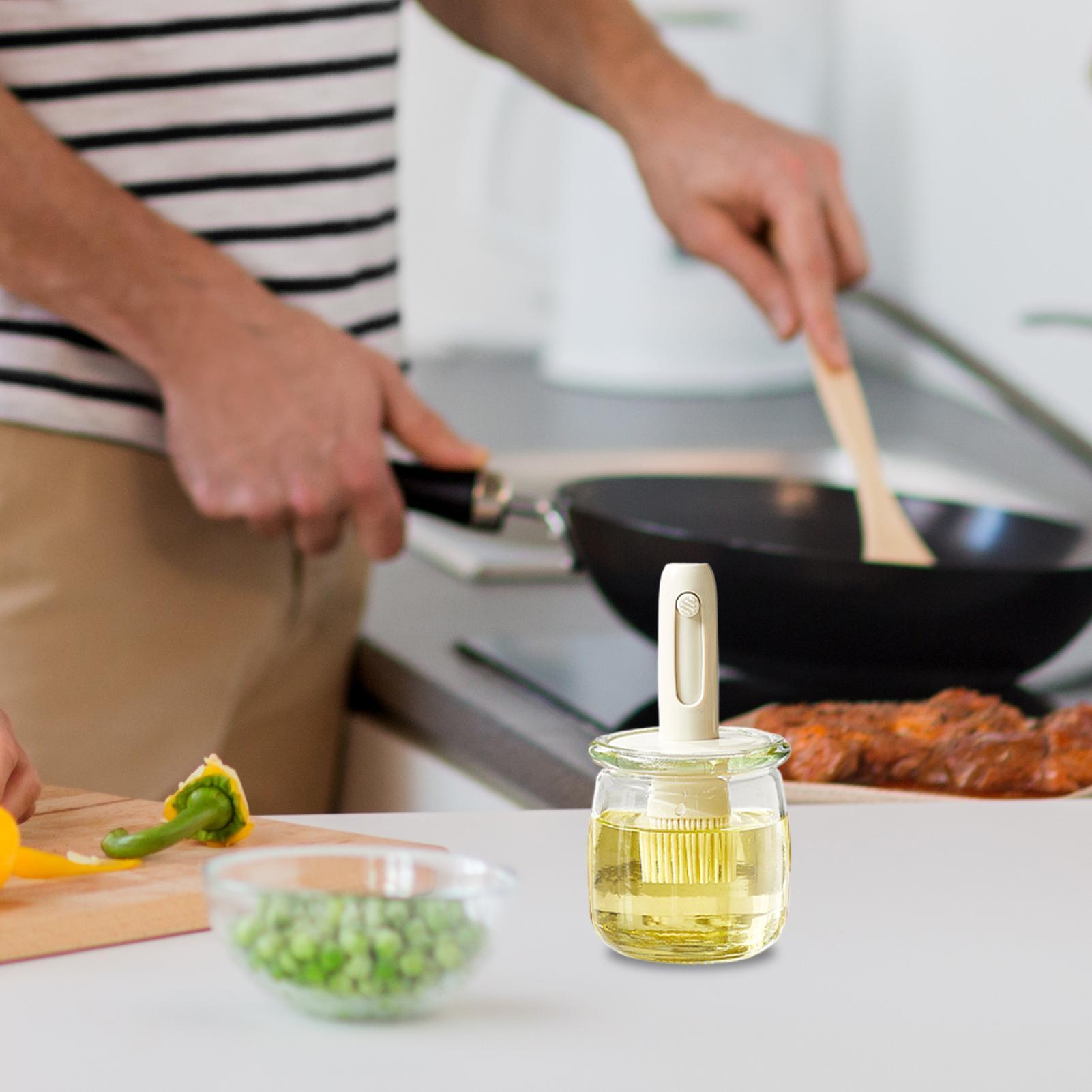 Kitchen Gadgets Dispenser Brush Holder - Dozownik do oleju do kuchni Lekka