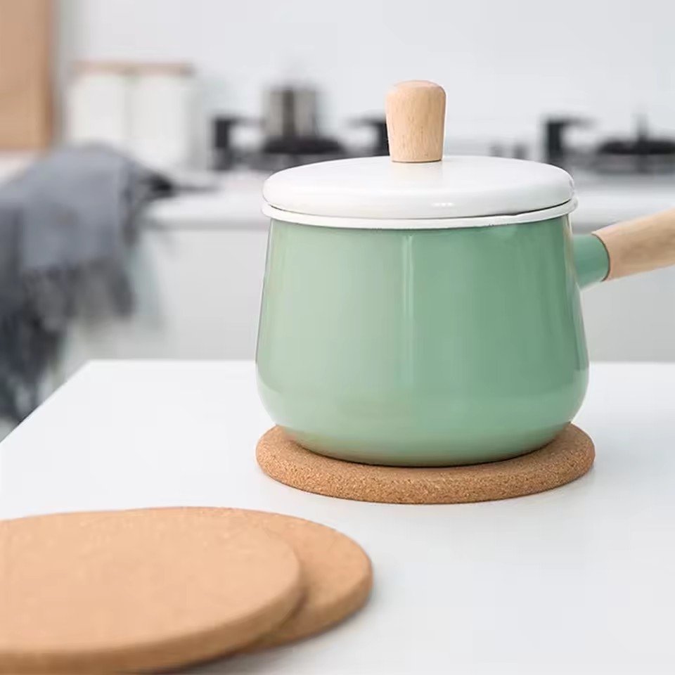 Kitchen Gadgets In Japan - 4 szt. Korkowe podkładki pod garnki,